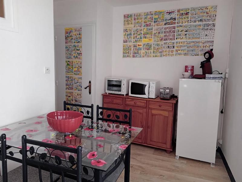 Appartement Le Labyrinthe Du Peintre Bransat Zewnętrze zdjęcie