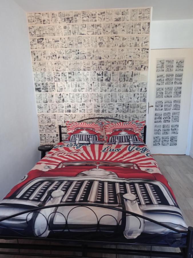 Appartement Le Labyrinthe Du Peintre Bransat Zewnętrze zdjęcie